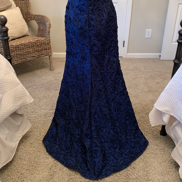 Jessica McClintock Evening Gown - Picture 3 of 8